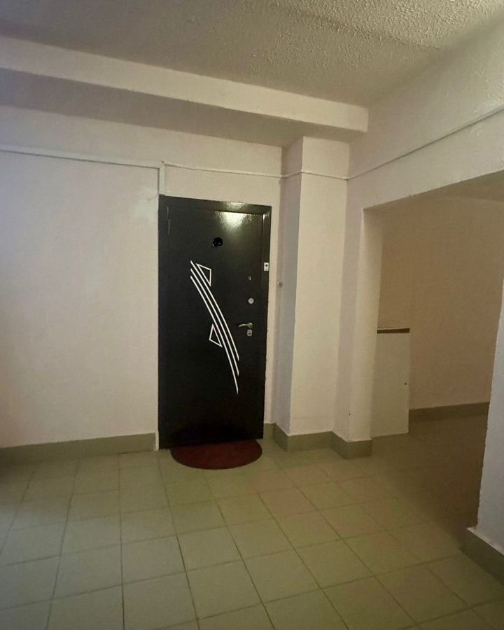 квартира г Новый Уренгой ул Имени Захаренкова В.С. 2/5а Тюменская обл. фото 3