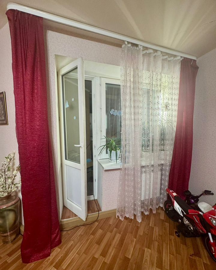 квартира г Новый Уренгой ул Имени Захаренкова В.С. 2/5а Тюменская обл. фото 8