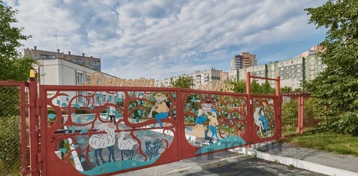 квартира г Челябинск р-н Калининский ул Братьев Кашириных 134а фото 26