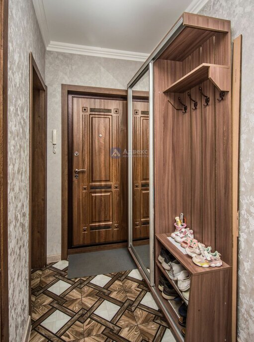 квартира г Тюмень ул Мельникайте 136 фото 16