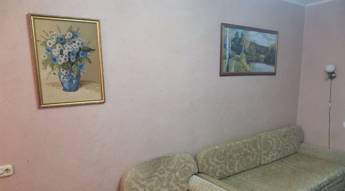 квартира г Волгоград р-н Дзержинский ул 8-й Воздушной Армии 47 фото 12