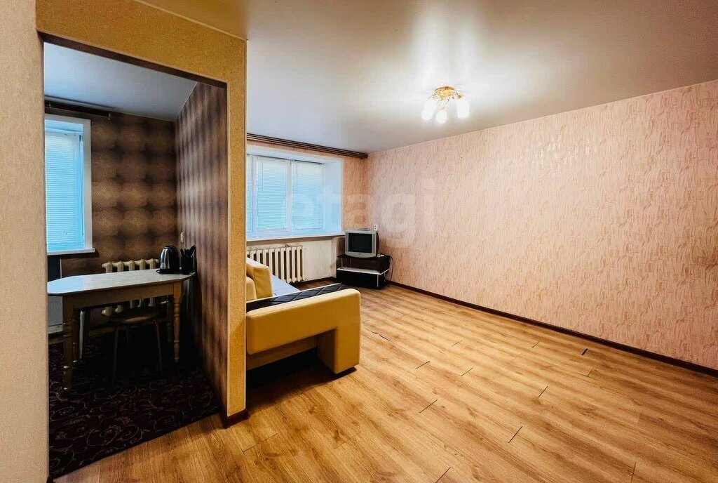 квартира г Казань р-н Ново-Савиновский ул Октябрьская 5 Казань, Северный Вокзал, Ново-Савиновский район, Октябрьская улица фото 3