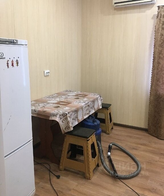 квартира г Новочеркасск ул им генерала А.И.Лебедя 5 фото 3