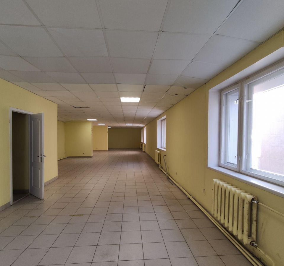торговое помещение г Саратов р-н Ленинский ул им Чехова А.П. 11 фото 7