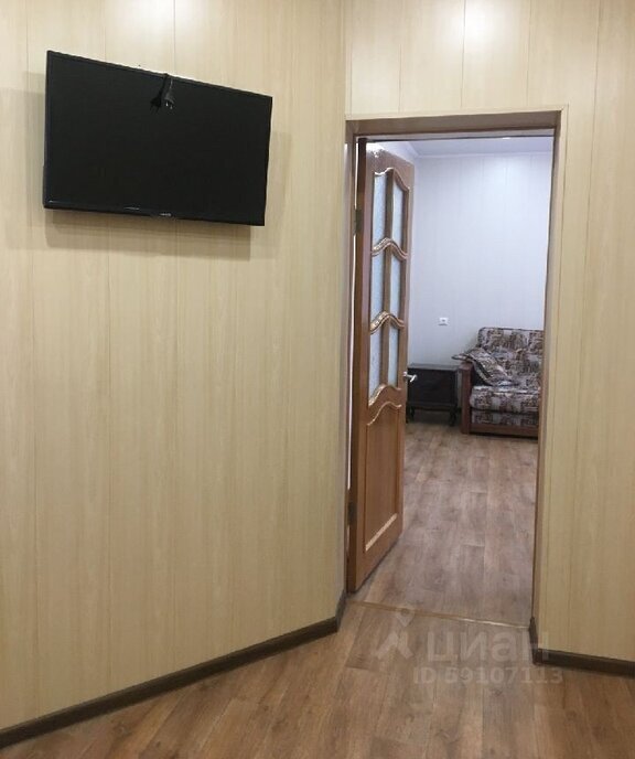 квартира г Новочеркасск ул им генерала А.И.Лебедя 5 фото 6