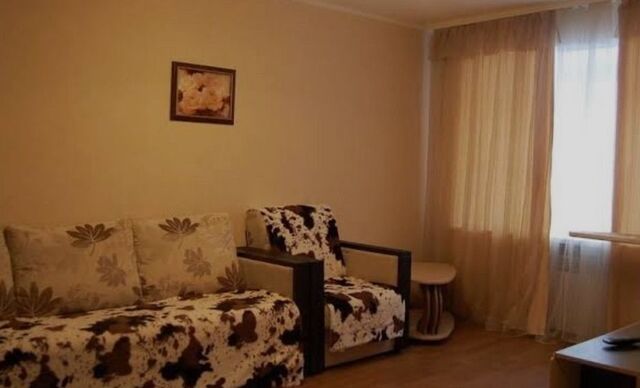 квартира ул Братьев Кашириных 2 фото