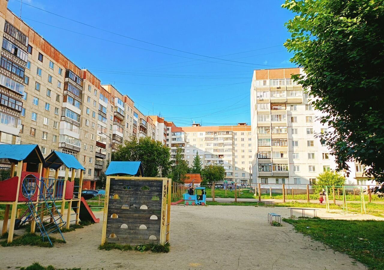 квартира г Екатеринбург р-н Железнодорожный ул Маневровая 12 фото 4