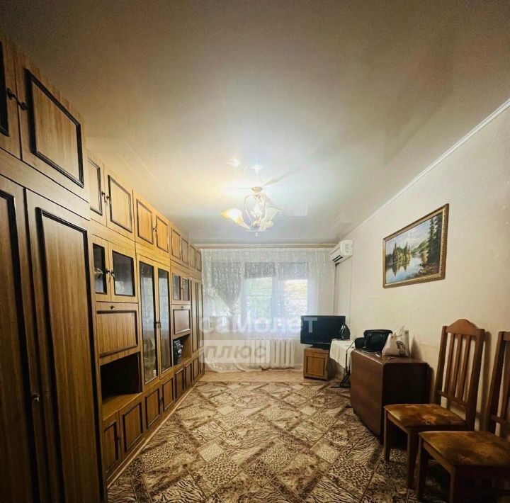 квартира г Астрахань р-н Советский ул Космонавтов 6к/1 фото 2