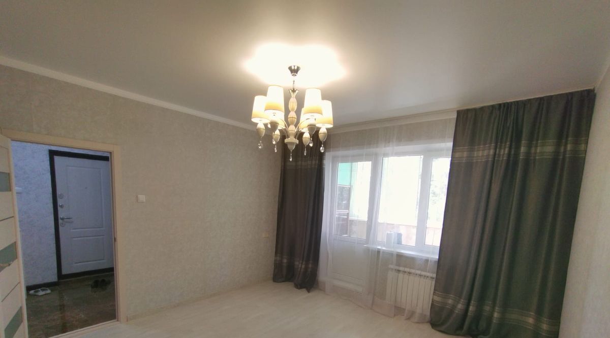 квартира г Астрахань р-н Кировский ул Бориса Алексеева 65к/1 фото 4