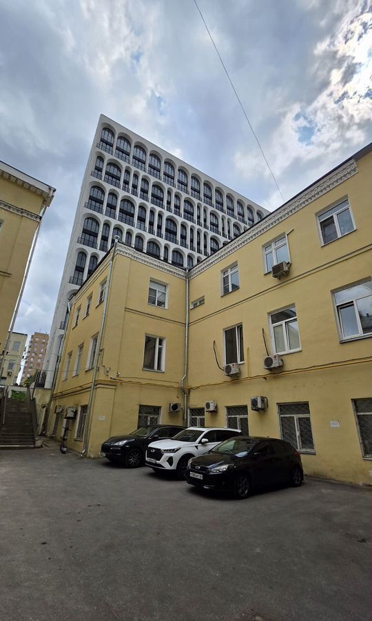 свободного назначения г Москва метро Киевская наб Саввинская 5 фото 4