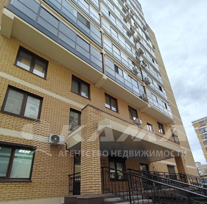 квартира г Набережные Челны р-н Автозаводский пр-кт им Вахитова 54б фото 19