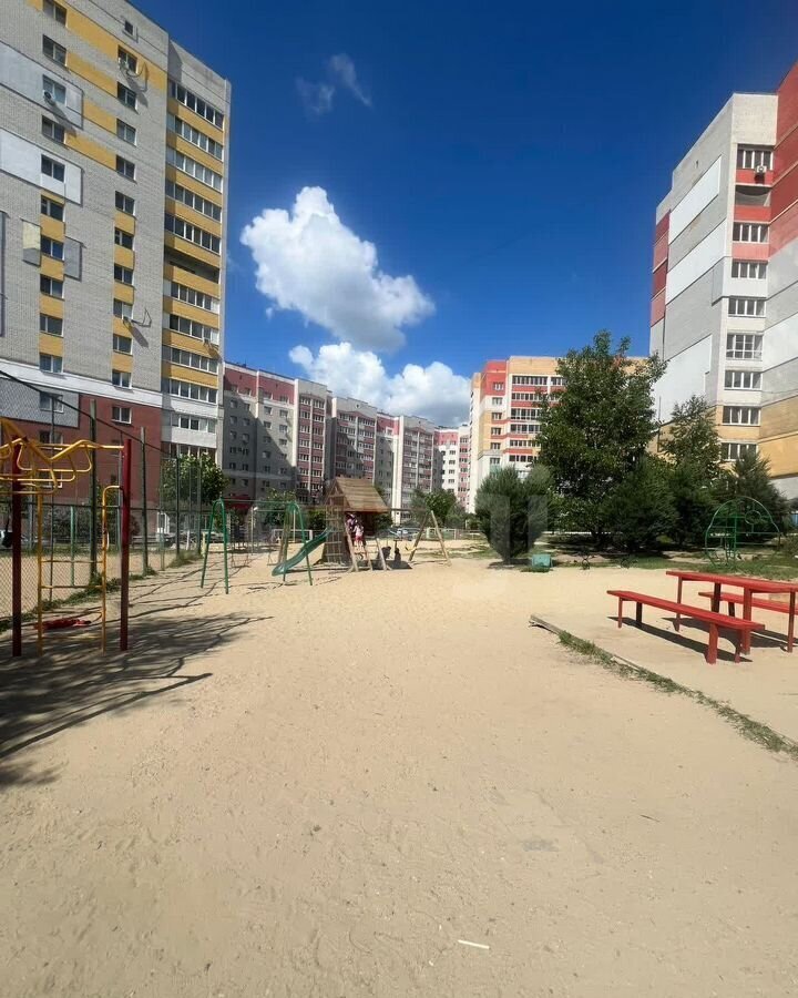 квартира г Брянск р-н Советский ул Романа Брянского 15/1 фото 25