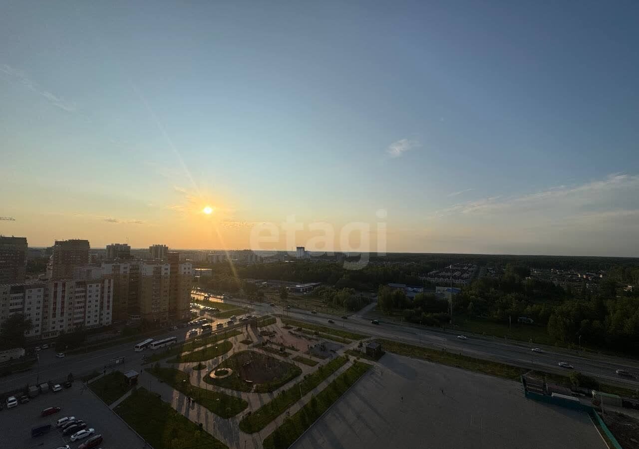 квартира г Тобольск 15-й мкр-н, 17 фото 13