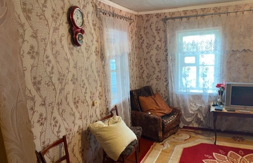 дом г Гуково ул Дорожная фото 16