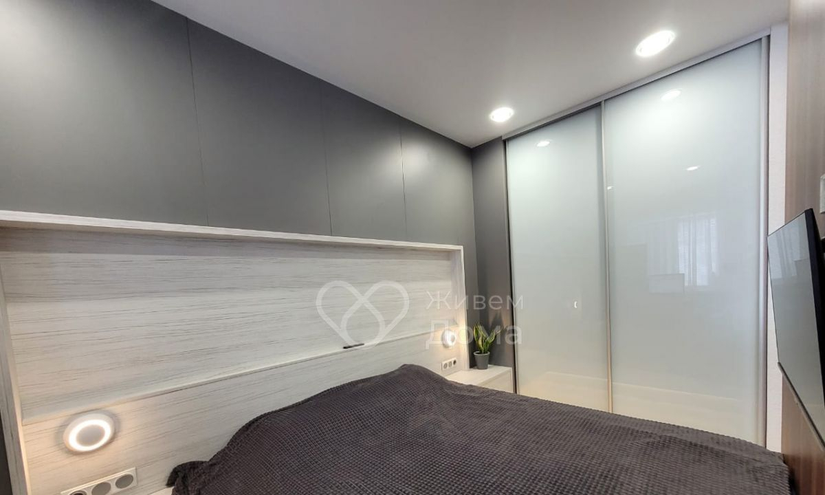 квартира г Волгоград пр-кт им. В.И. Ленина 35 Центр м-н фото 6