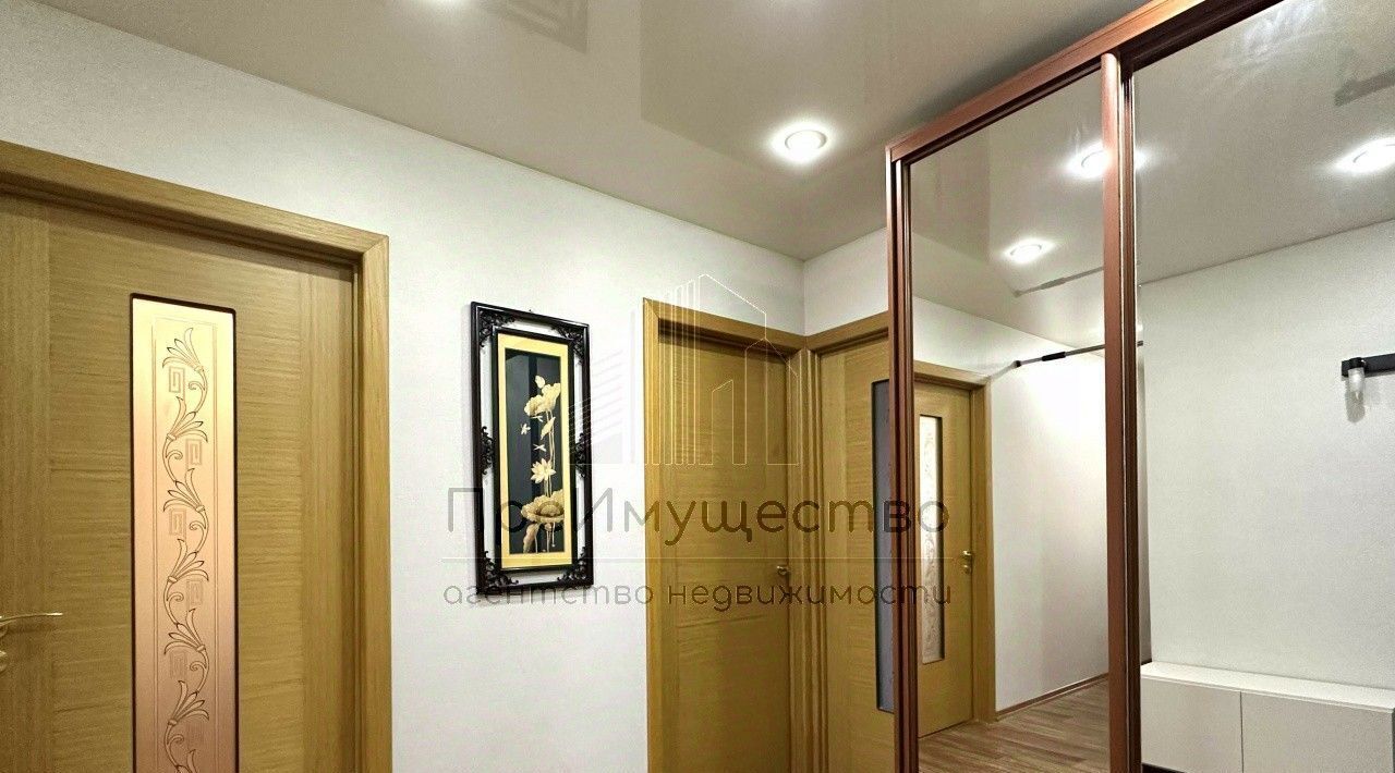квартира г Челябинск р-н Курчатовский ул Молодогвардейцев 22 фото 11