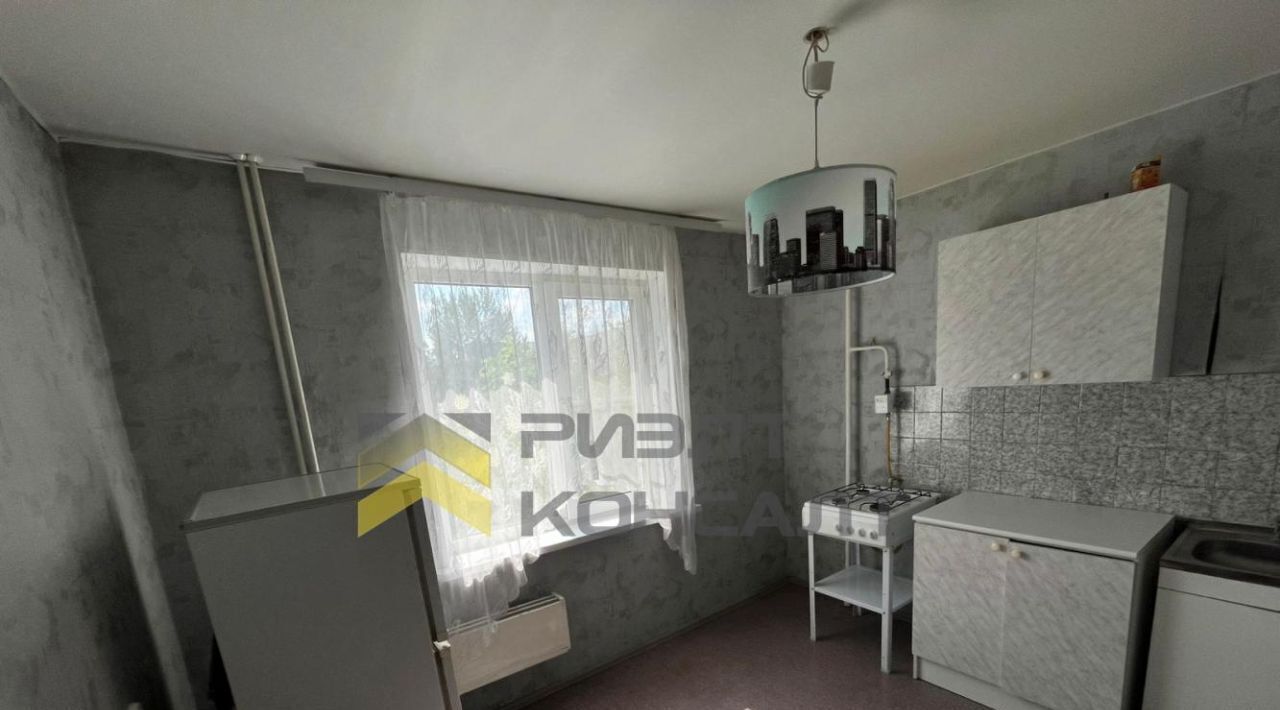 квартира г Омск р-н Кировский б-р Архитекторов 3/2 фото 5