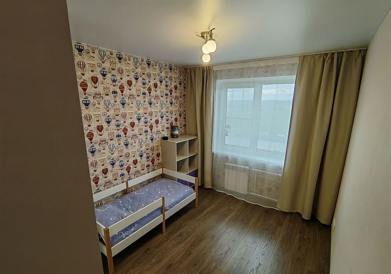 квартира г Саратов р-н Волжский ул им братьев Никитиных 8к/4 фото 11