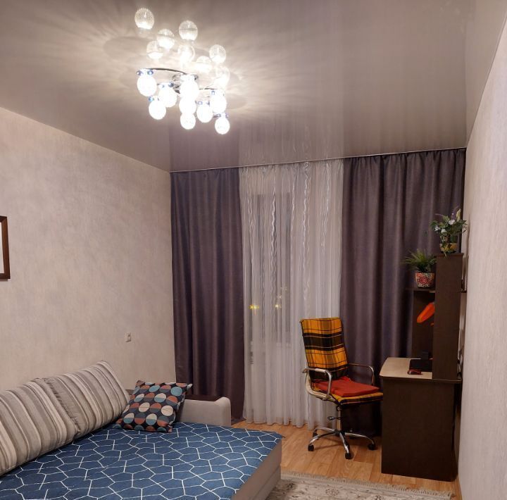 комната г Иркутск р-н Свердловский ул Багратиона 54/3 фото 1