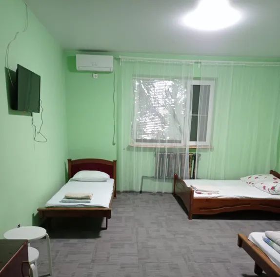 комната р-н Ейский г Ейск ул Рабочая 1б фото 4