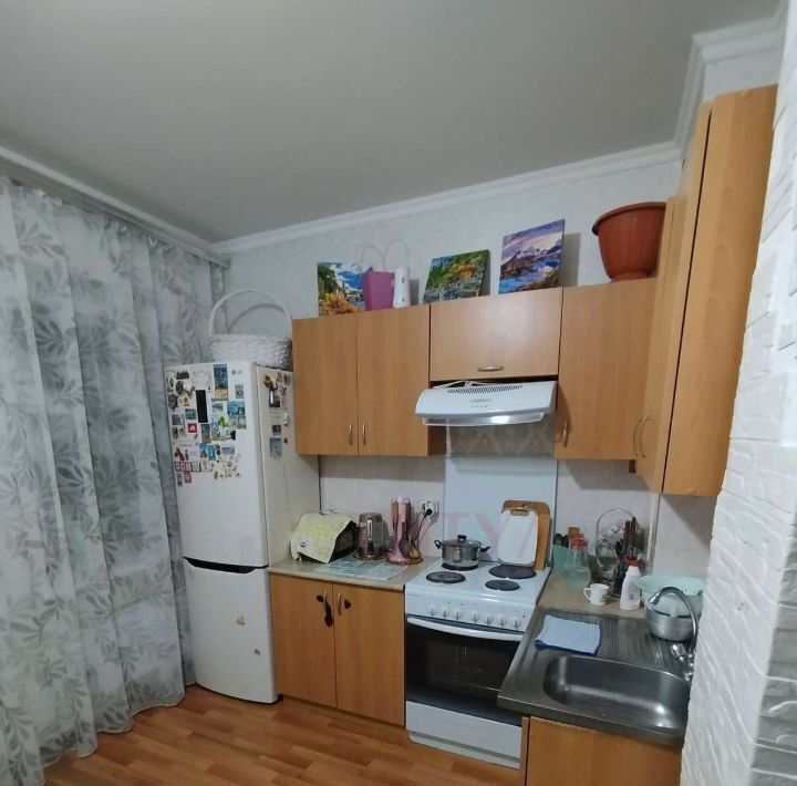 квартира г Старый Оскол Дубрава 1 кв-л, 18 фото 1