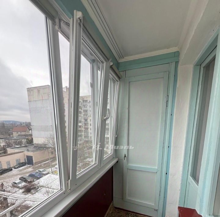 квартира г Симферополь р-н Железнодорожный ул Альпинистов 6/37 фото 10