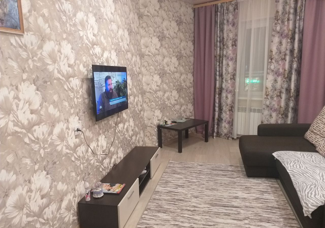 квартира г Апатиты ул Бредова 20 фото 1