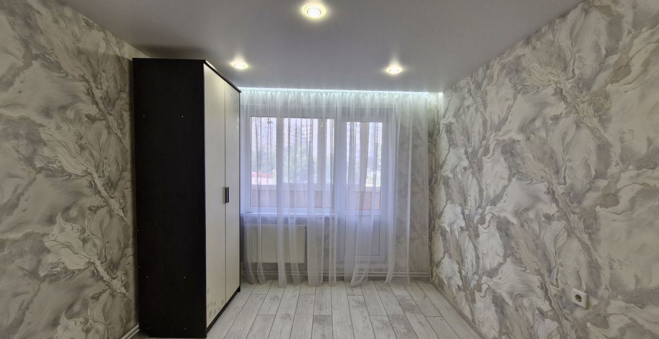 квартира г Белгород Западный ул Есенина 50в фото 12