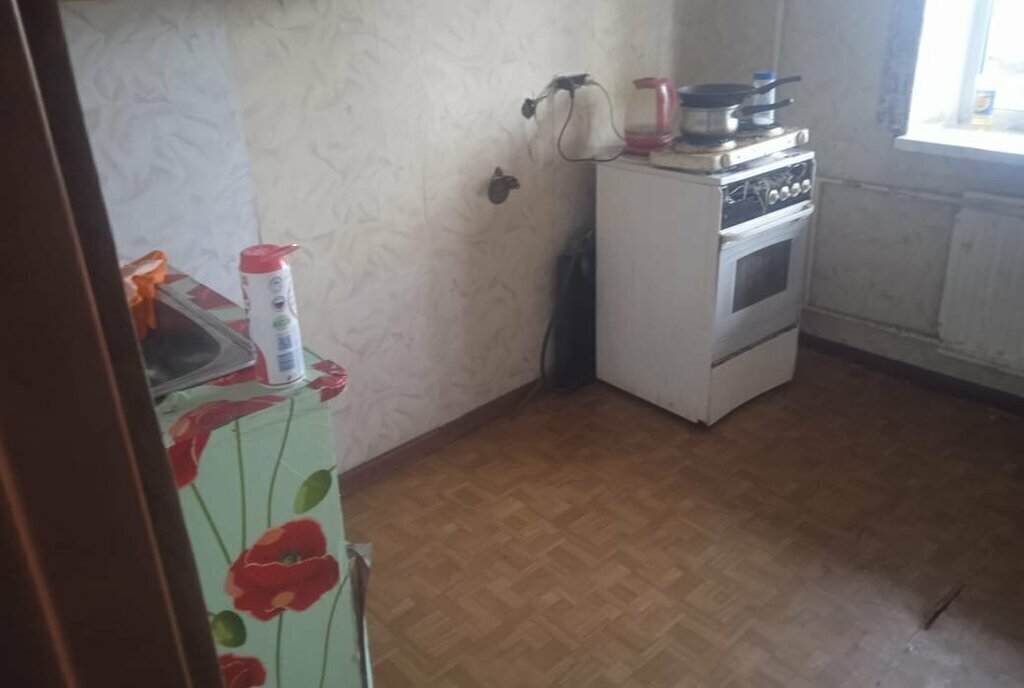 квартира г Колпино ул Ижорского Батальона 8 метро Обухово фото 3