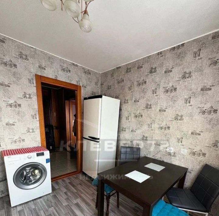 квартира г Тюмень р-н Восточный ул Монтажников 11 фото 1