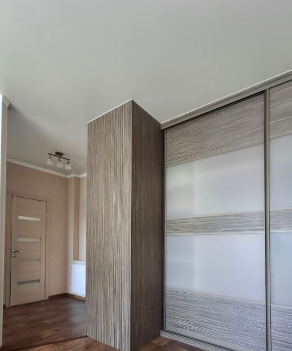 квартира г Омск р-н Кировский пр-кт Комарова 16 фото 2