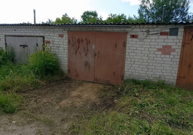 гараж р-н Трубчевский г Трубчевск пл Тысячелетия города Трубчевское городское поселение фото
