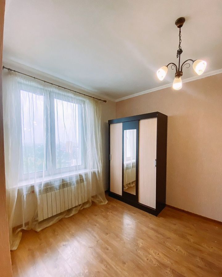 квартира г Омск р-н Кировский пр-кт Комарова 17к/3 фото 11