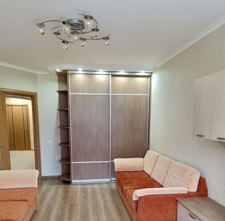 квартира г Омск р-н Октябрьский ул Масленникова 72 фото 3