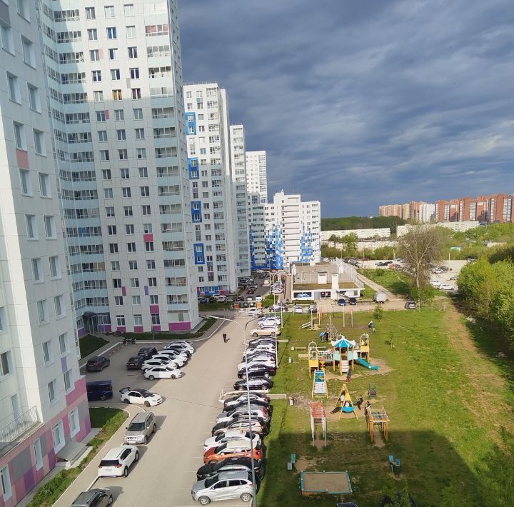 квартира г Пермь р-н Свердловский ул Героев Хасана 11а фото 15