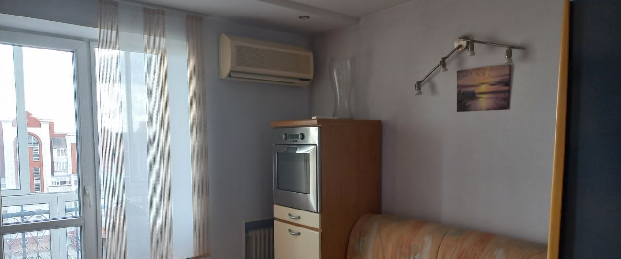 квартира г Омск р-н Центральный ул Маршала Жукова 105 фото 7