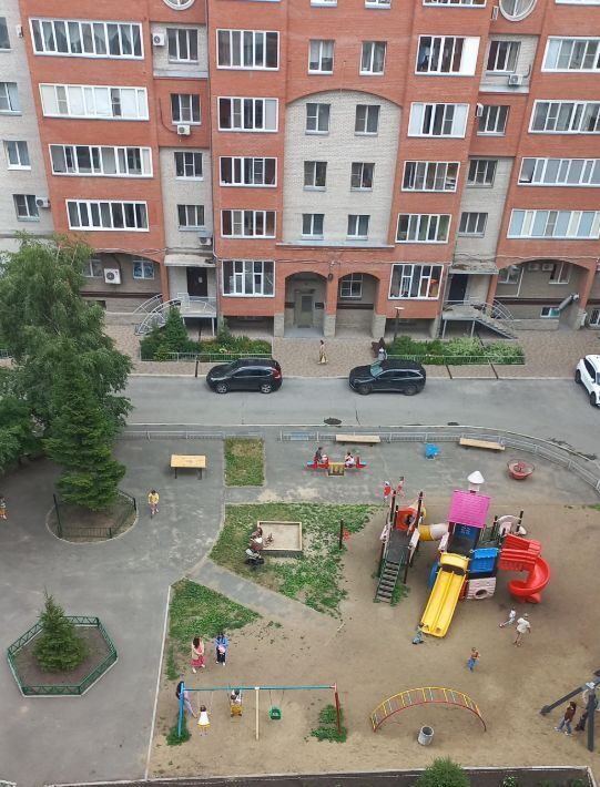 квартира г Омск р-н Центральный ул Маршала Жукова 105 фото 16