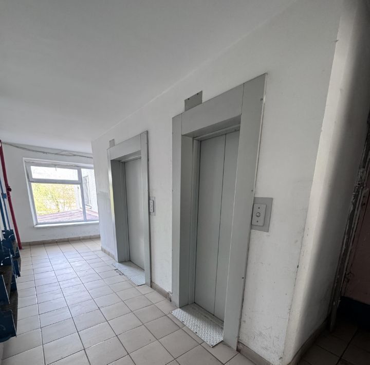 квартира г Омск р-н Центральный ул Учебная 157 фото 18