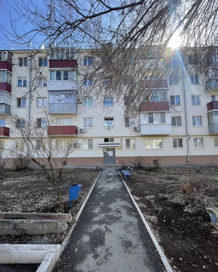 квартира г Оренбург р-н Центральный ул Мало-Мельничная 38б фото 1