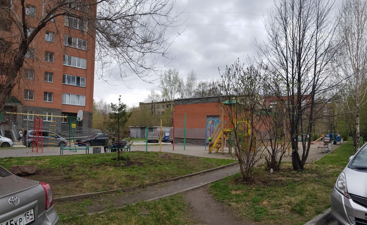 квартира г Новосибирск ул Петухова 150 Площадь Маркса фото 12