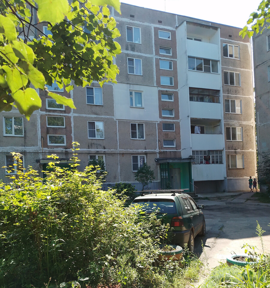 квартира р-н Ярцевский г Ярцево ул Автозаводская 40 фото 1