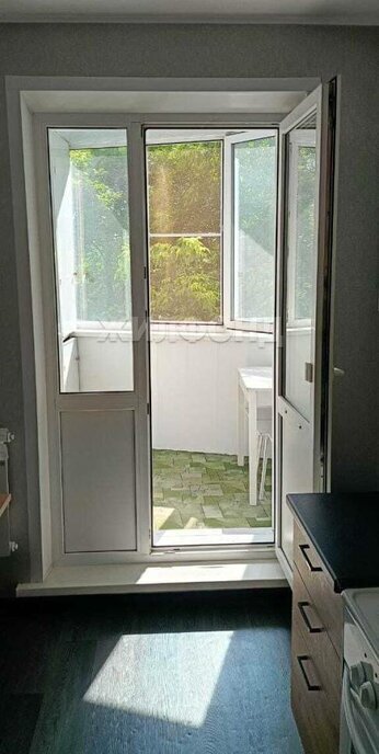 квартира г Новосибирск Заельцовская ул Олеко Дундича 1 фото 4