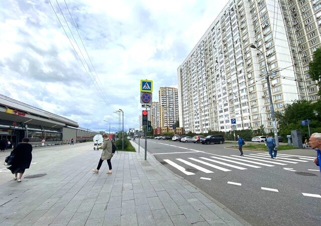 метро Славянский бульвар ул Герасима Курина 16 фото