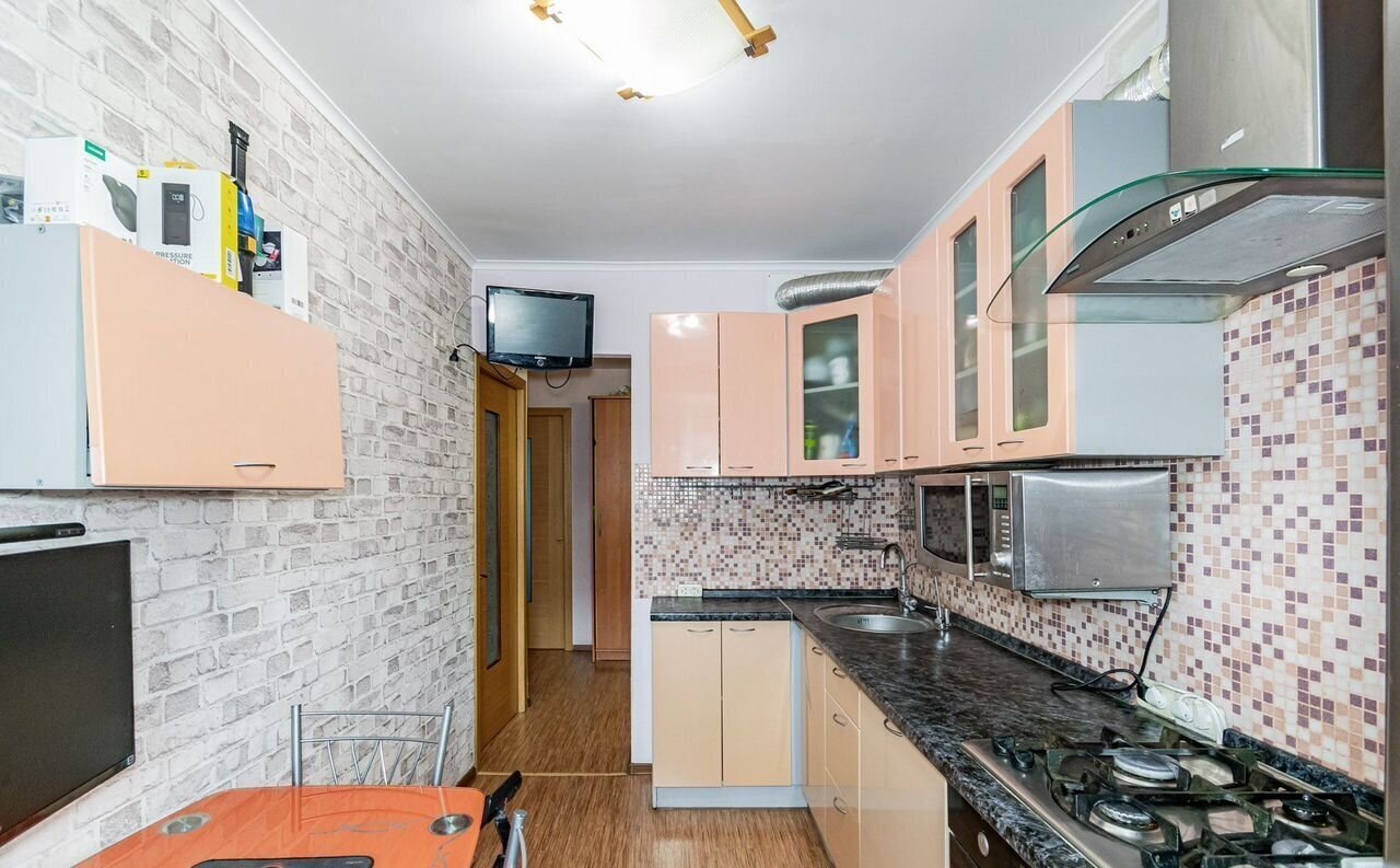 квартира г Екатеринбург р-н Железнодорожный ул Таватуйская 12к/3 фото 9