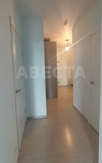 квартира г Омск б-р Архитекторов 1б фото 7