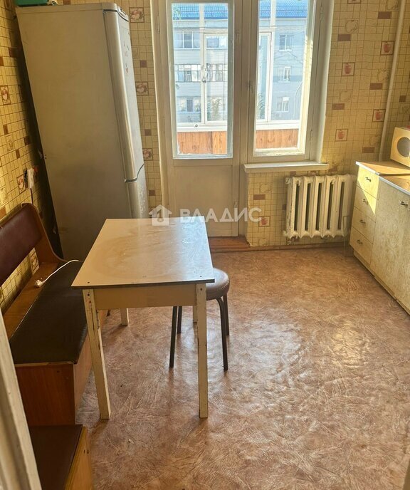 квартира г Тобольск 15, 10-й микрорайон фото 8