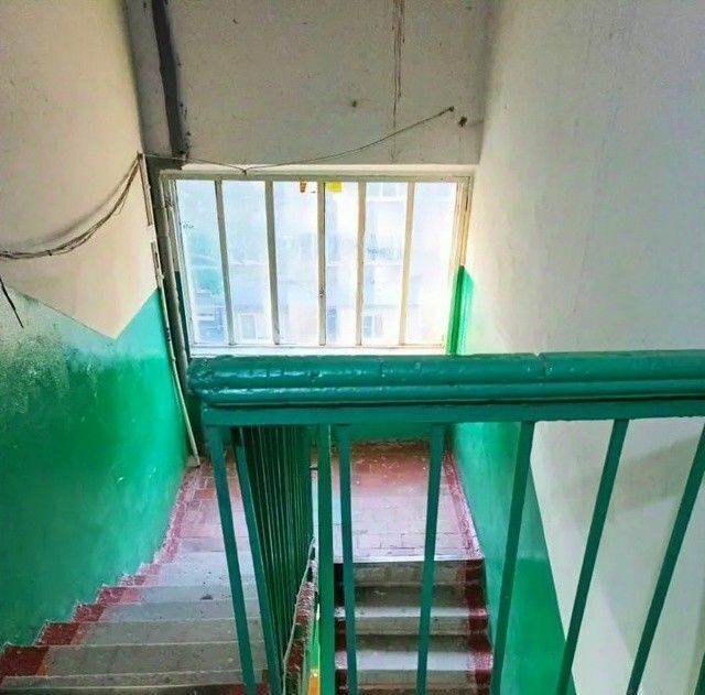 квартира г Таганрог ул Пальмиро Тольятти 42/3 фото 13