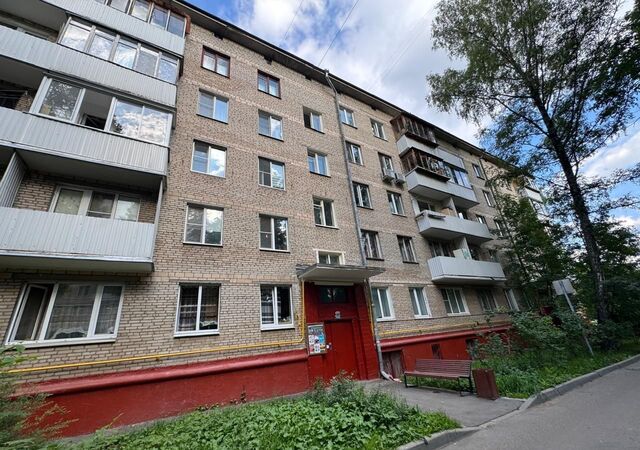 метро Сходненская б-р Яна Райниса 5 фото