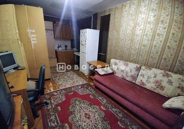комната р-н Железнодорожный ул Ушакова 2б фото
