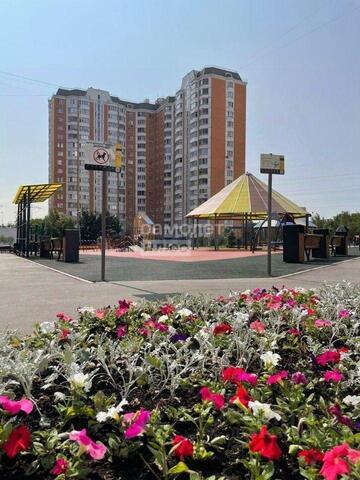 СЗАО Северный ш Челобитьевское 12/4 1-й микрорайон Северного, Московская область фото